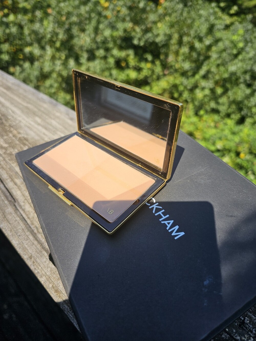 Victoria Beckham Beauty Matte Bronzing Brick 03 Warm Sand Contour Sol Compact - Picture 2 of 6